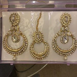 Earrings and matching Tikka